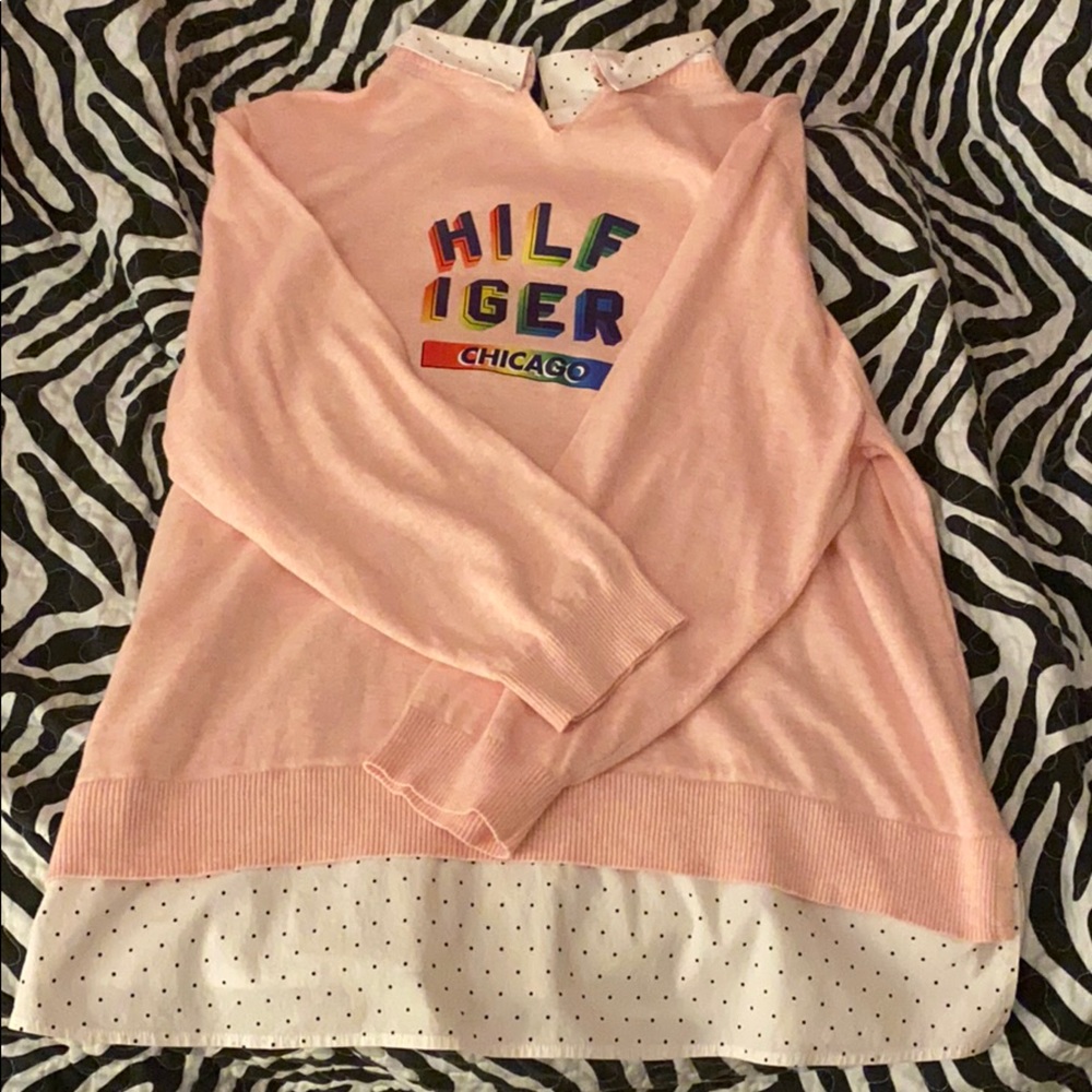 Warm long sleeve Tommy Hilfiger shirt!